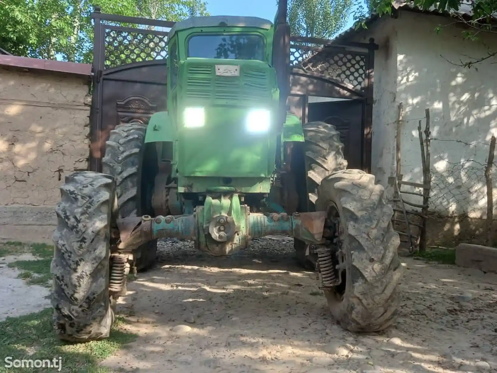 Трактор Т40-2