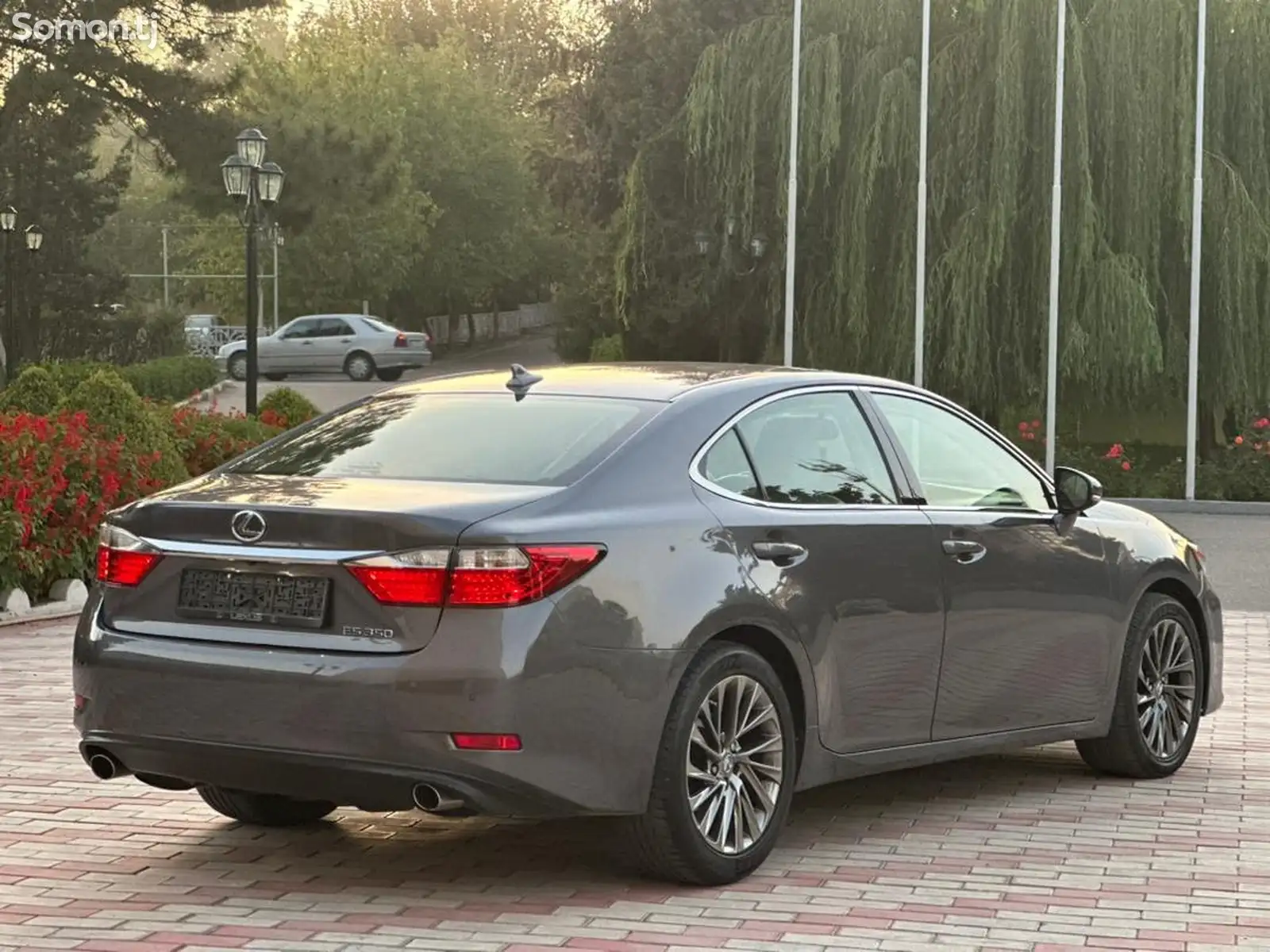 Lexus ES series, 2013-6