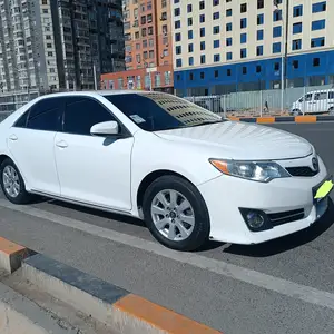 Toyota Camry, 2012