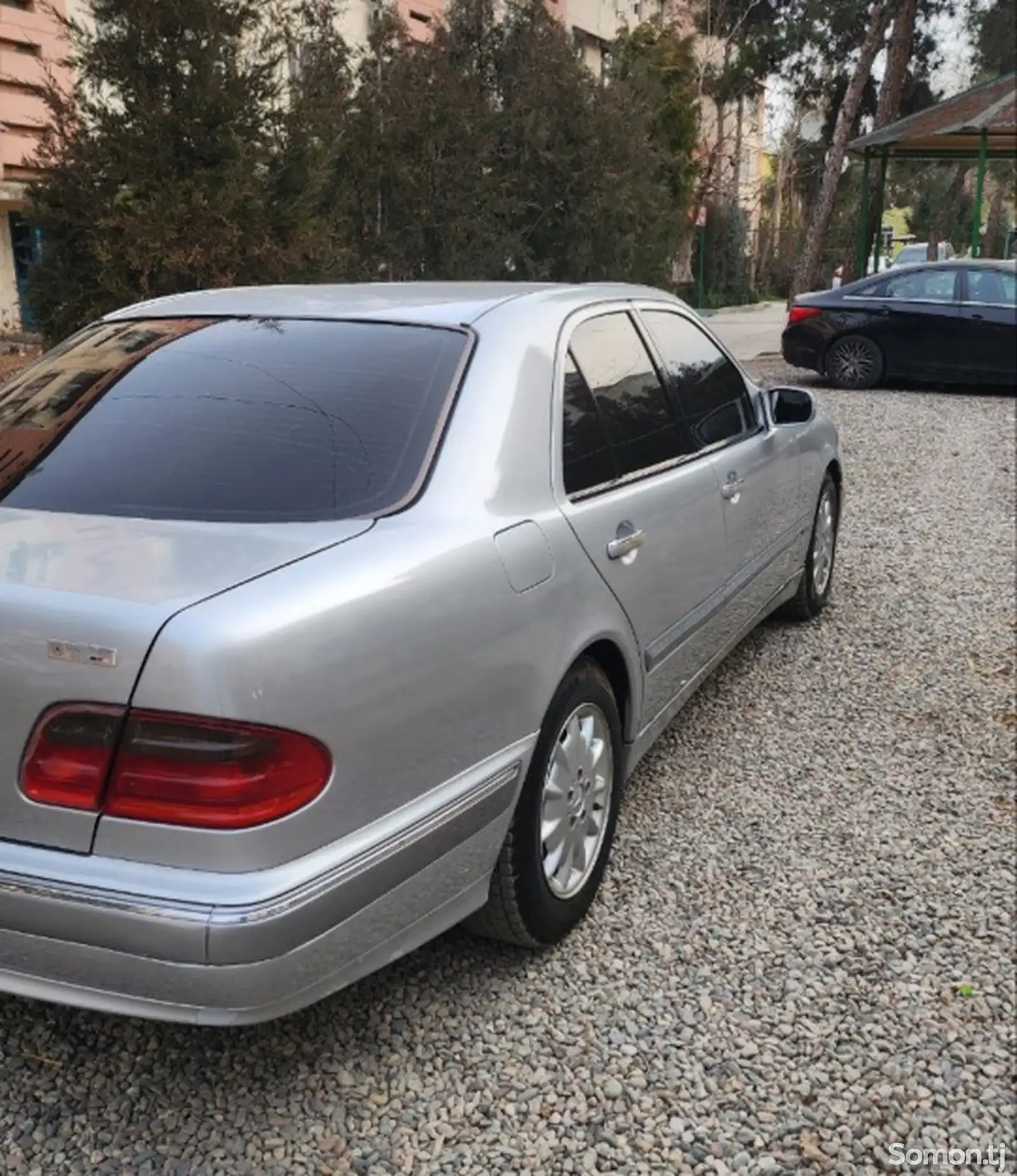 Mercedes-Benz E class, 2000-1