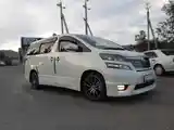 Toyota Vellfire, 2010-3