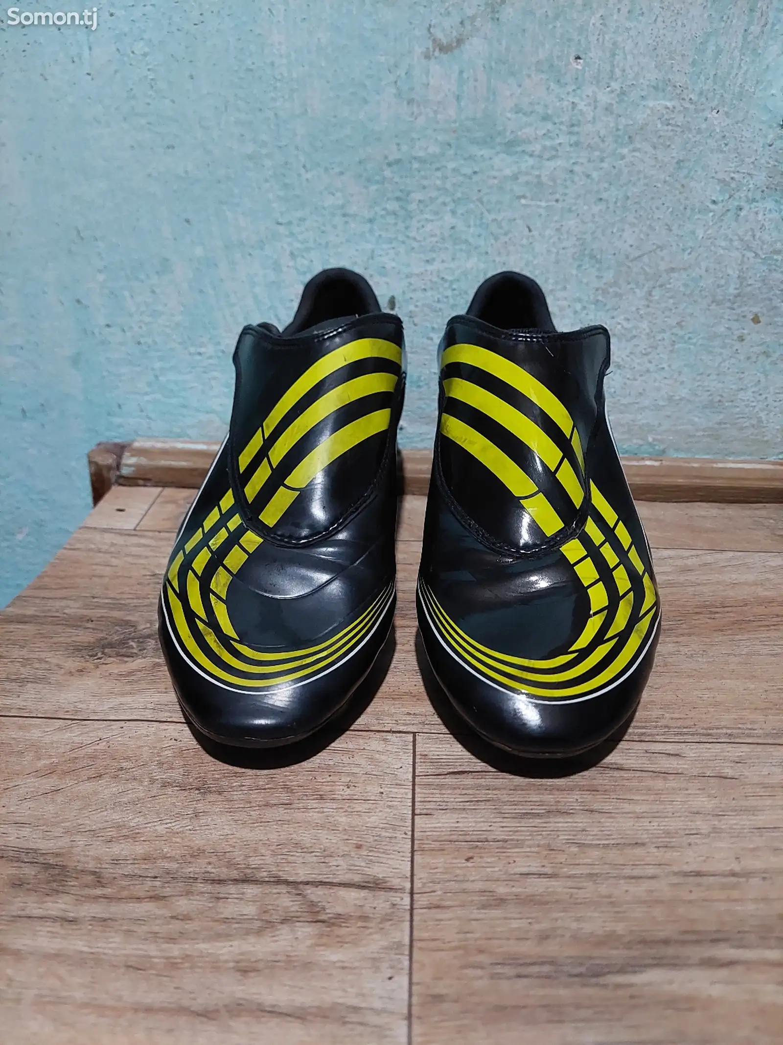 Бутсы adidas F30-1