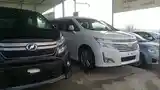 Toyota Alphard, 2014-2