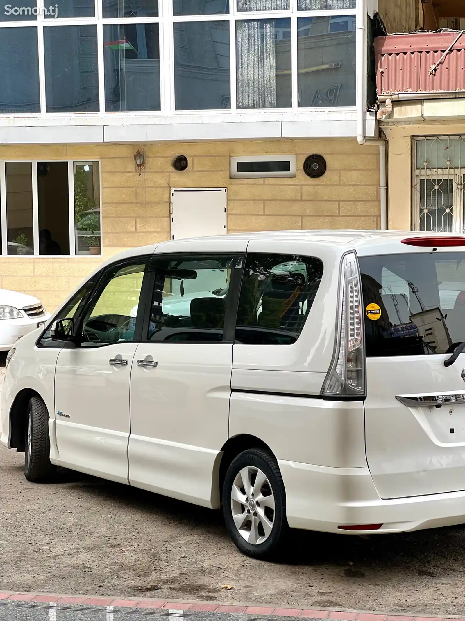 Nissan Serena, 2014-4