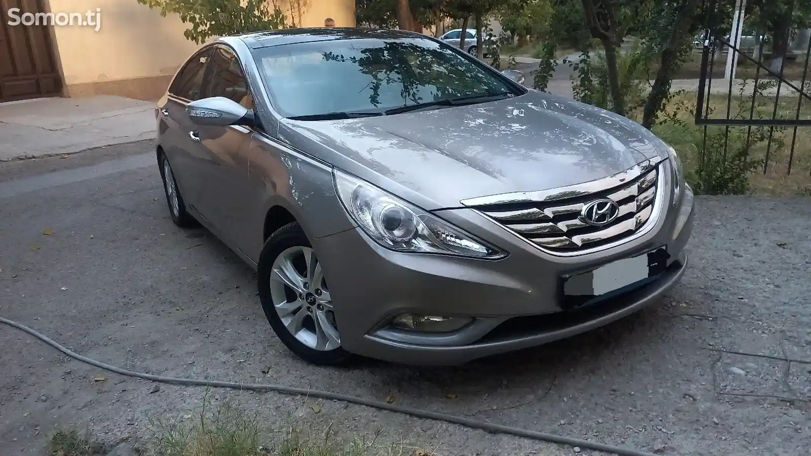 Hyundai Sonata, 2010-7