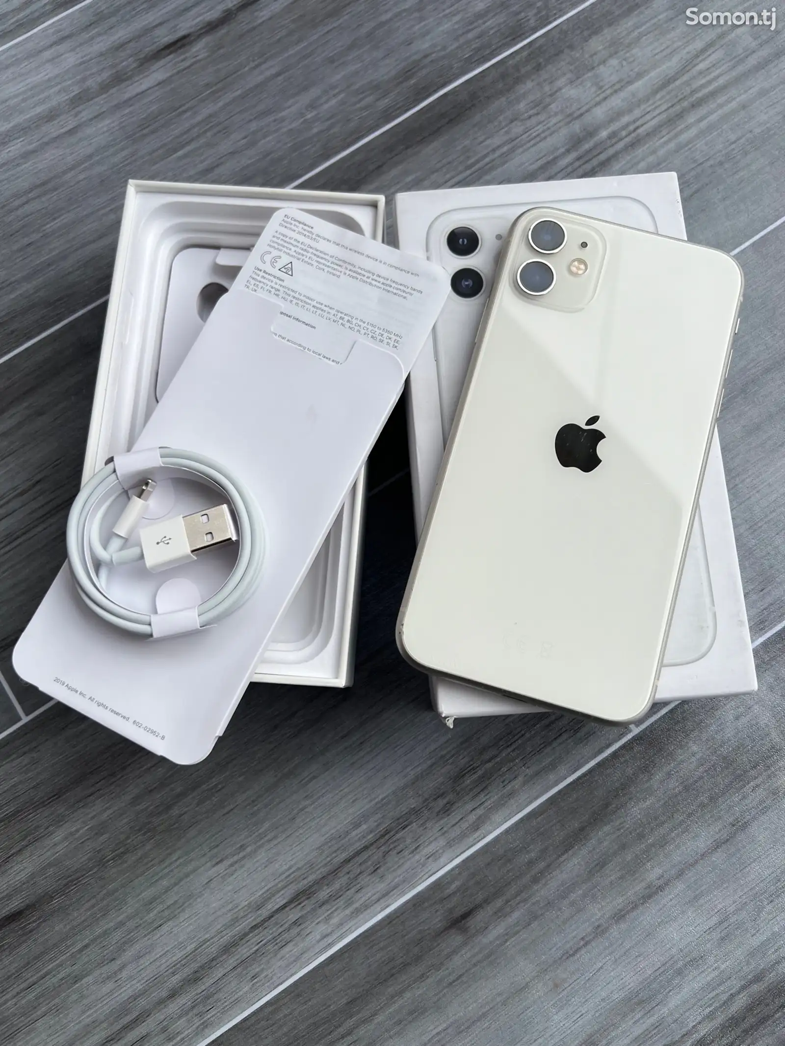 Apple iPhone 11, 64 gb, White-1