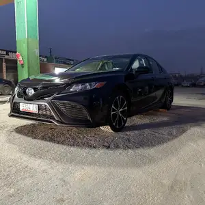 Toyota Camry, 2019