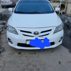 Toyota Corolla, 2013