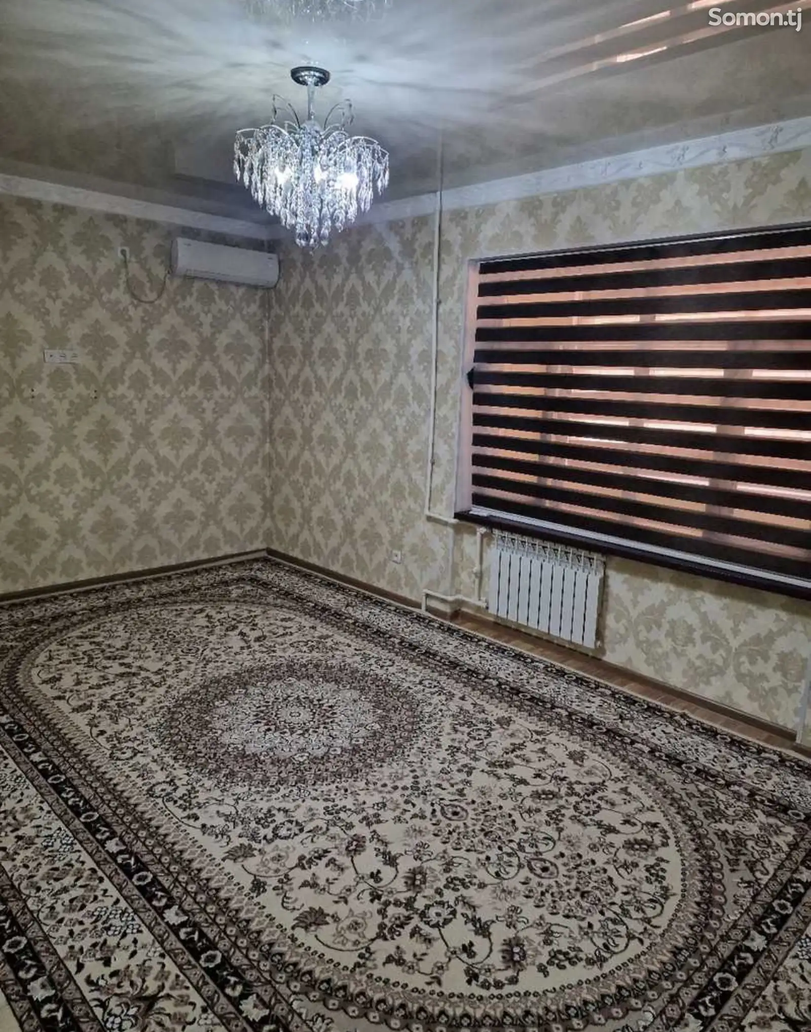 3-комн. квартира, 1 этаж, 85м², Цирк-1