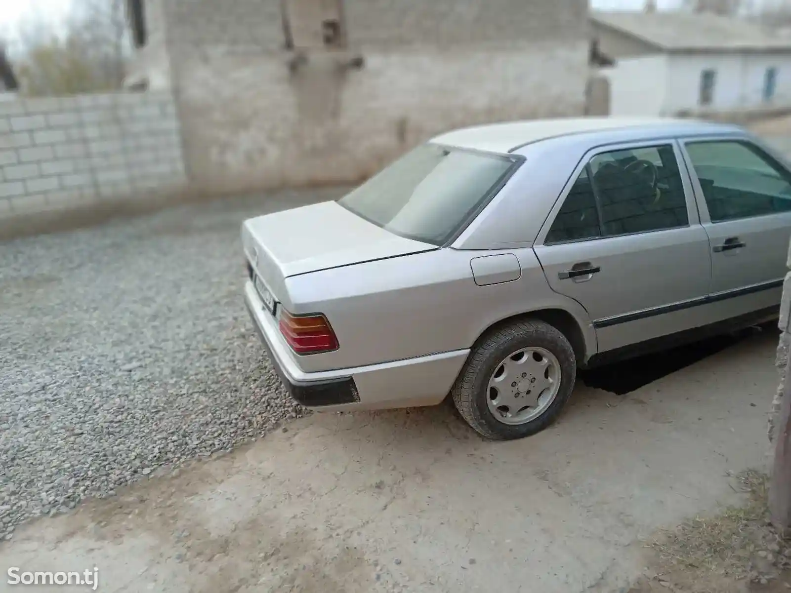 Mercedes-Benz W124, 1988-3