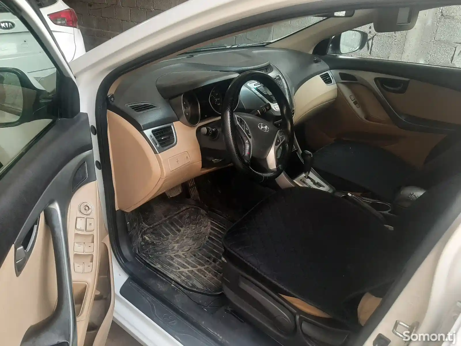 Hyundai Elantra, 2012-9