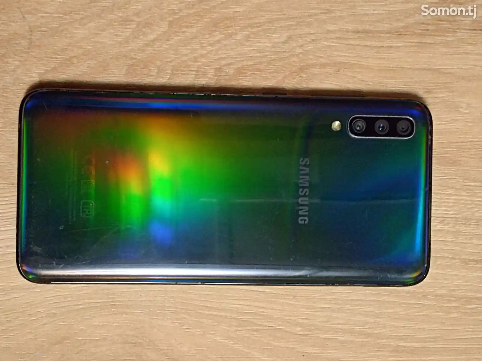 Samsung Galaxy A70-2