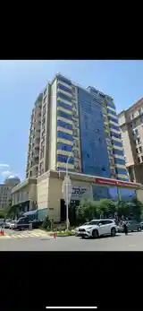 4-комн. квартира, 6 этаж, 150 м², Цум-12