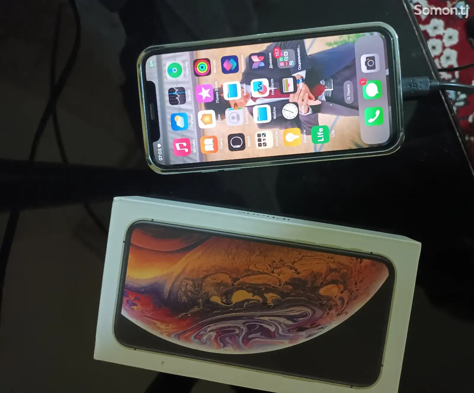 Apple iPhone Xs, 256 gb, Gold-1