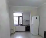 2-комн. квартира, 5 этаж, 60м², Голубой Экран-3