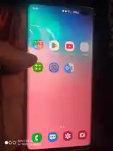 Samsung Galaxy S10 Plus-2