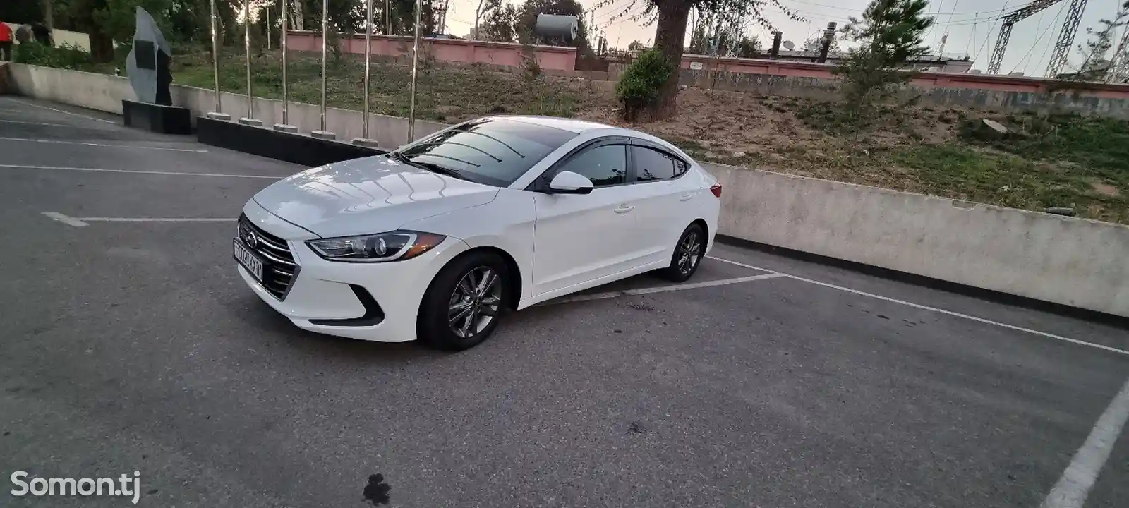 Hyundai Elantra, 2018-4