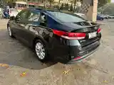 Kia Optima, 2016-5