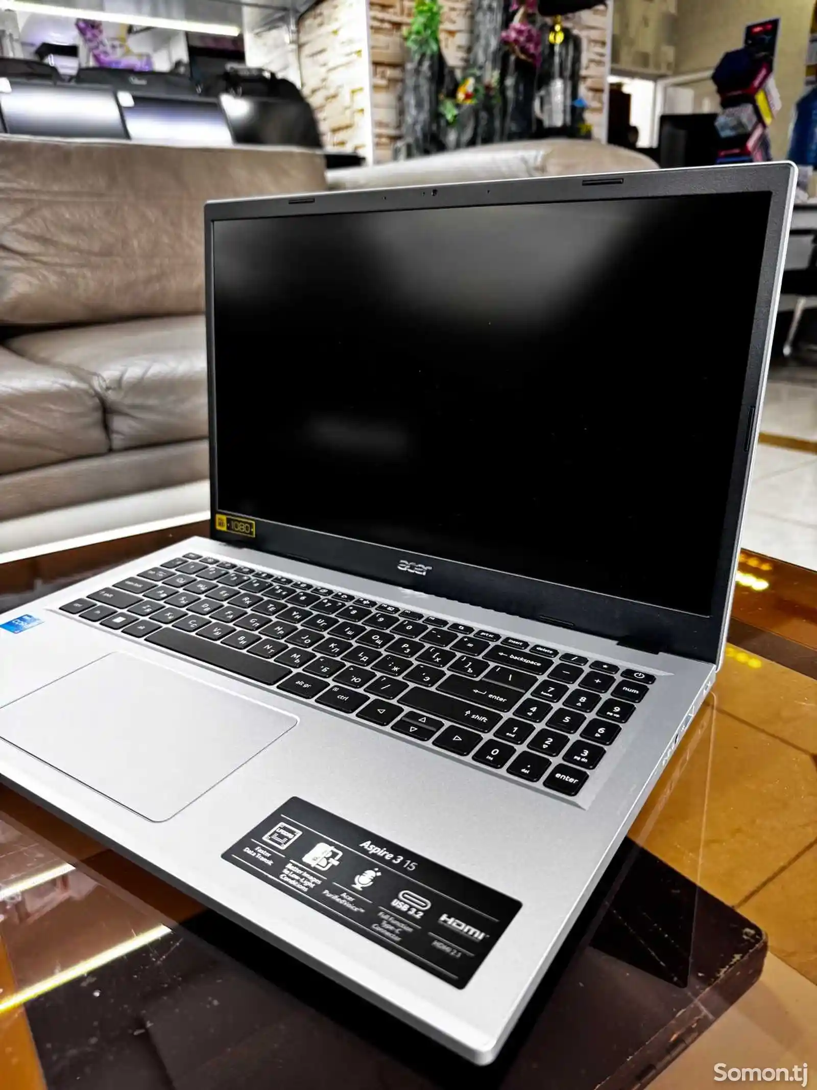 Ноутбук Acer Aspire i3 8/256 gb-1