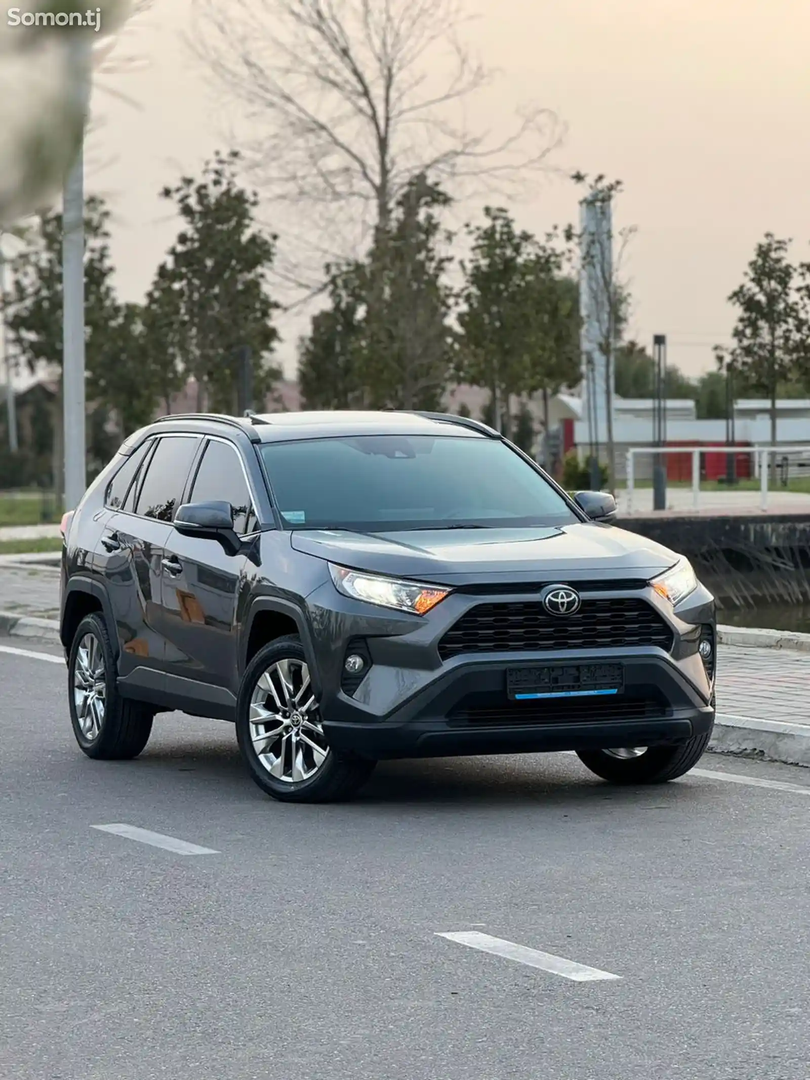 Toyota RAV 4, 2022-5