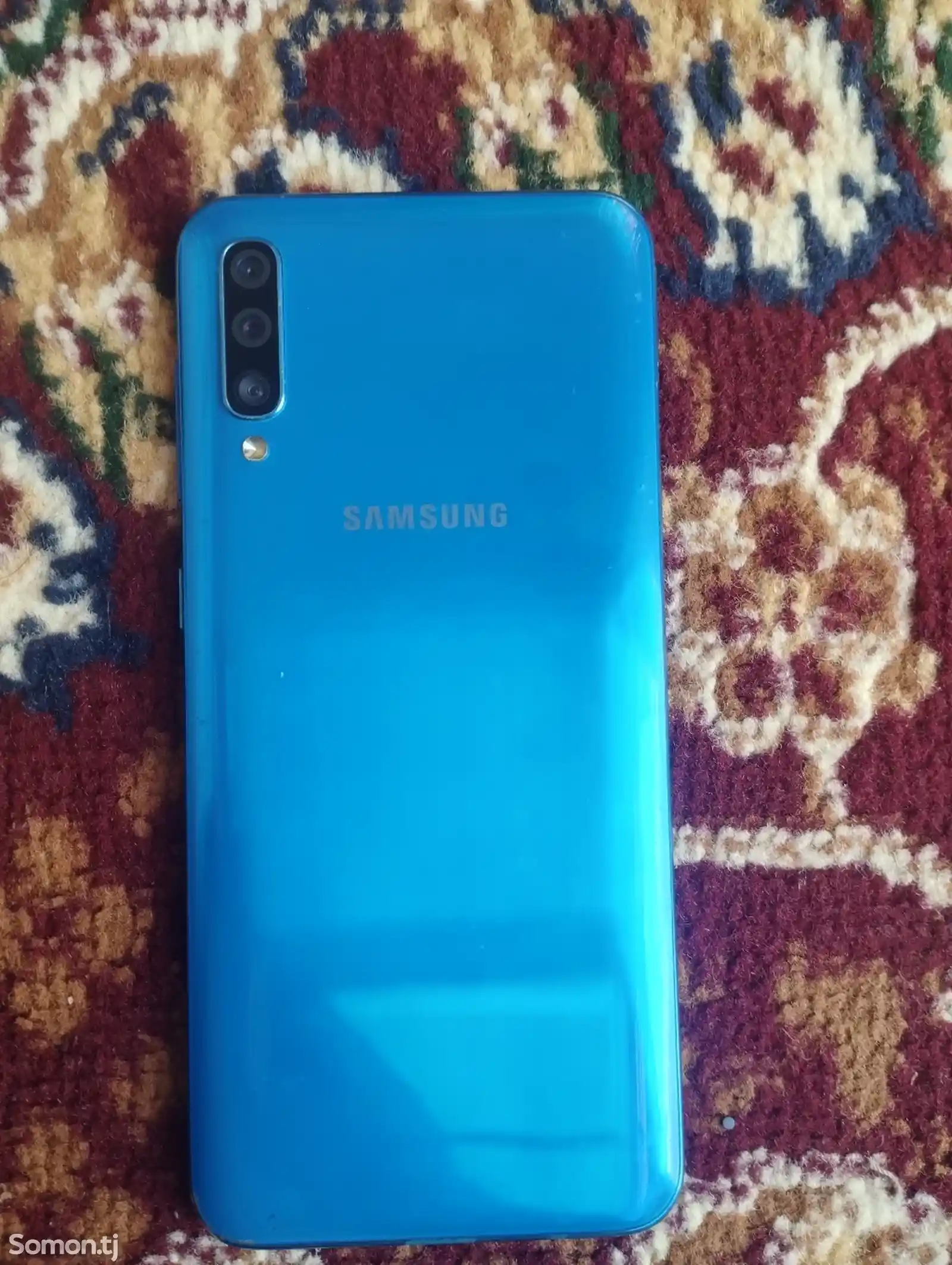 Samsung Galaxy A50-3