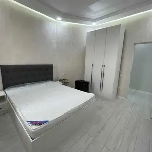 2-комн. квартира, 3 этаж, 80м², Сино