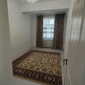 1-комн. квартира, 4 этаж, 49 м², Фирдавси, Гулистон, Цирк