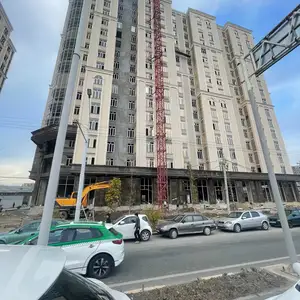 3-комн. квартира, 10 этаж, 135 м², 82 мкр Қазоқон