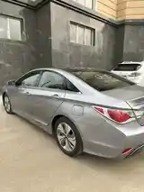 Hyundai Sonata, 2015-11