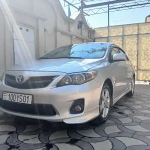 Toyota Corolla, 2013