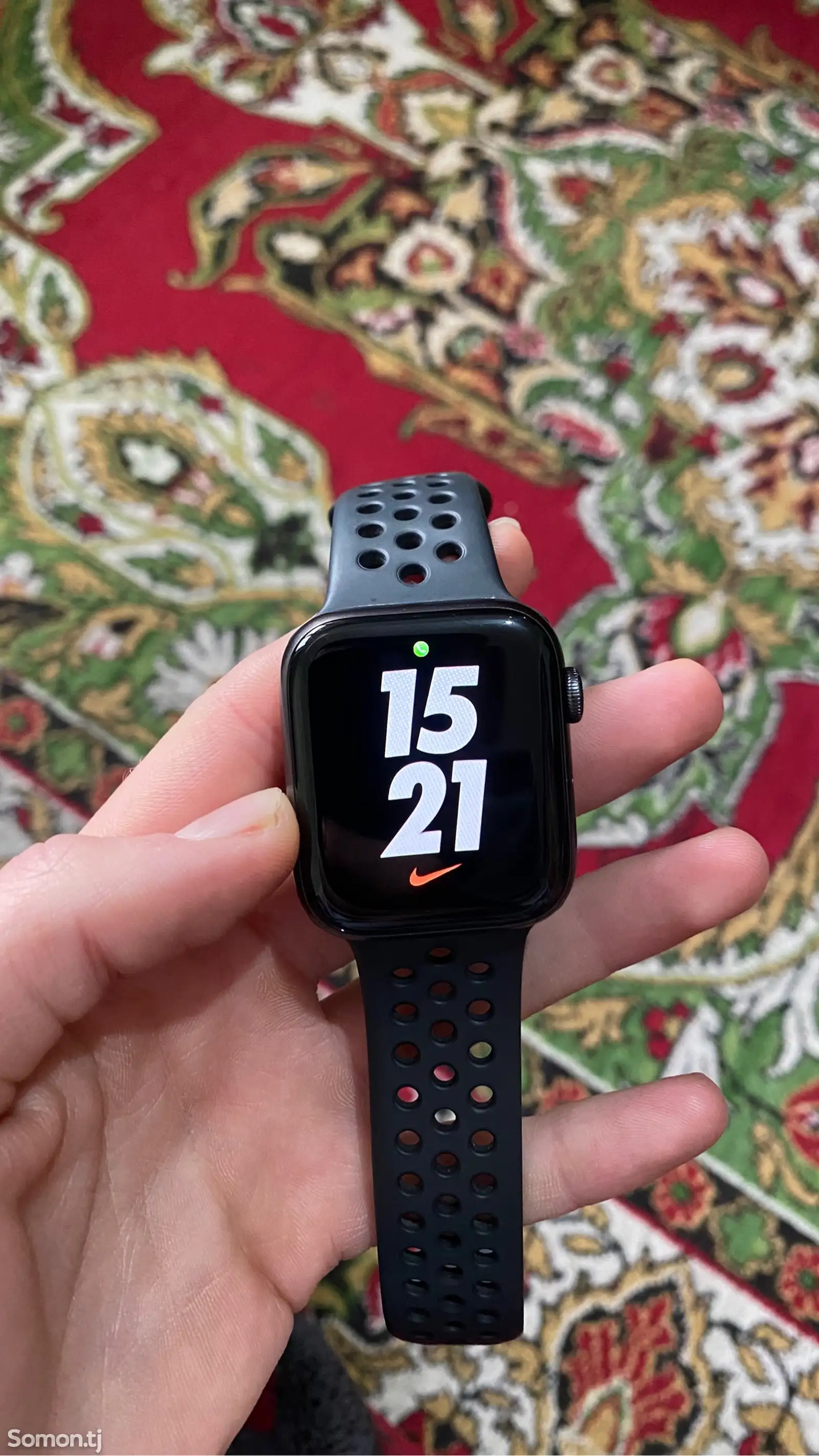 Смарт часы Apple Watch SE Nike Series 44mm-1