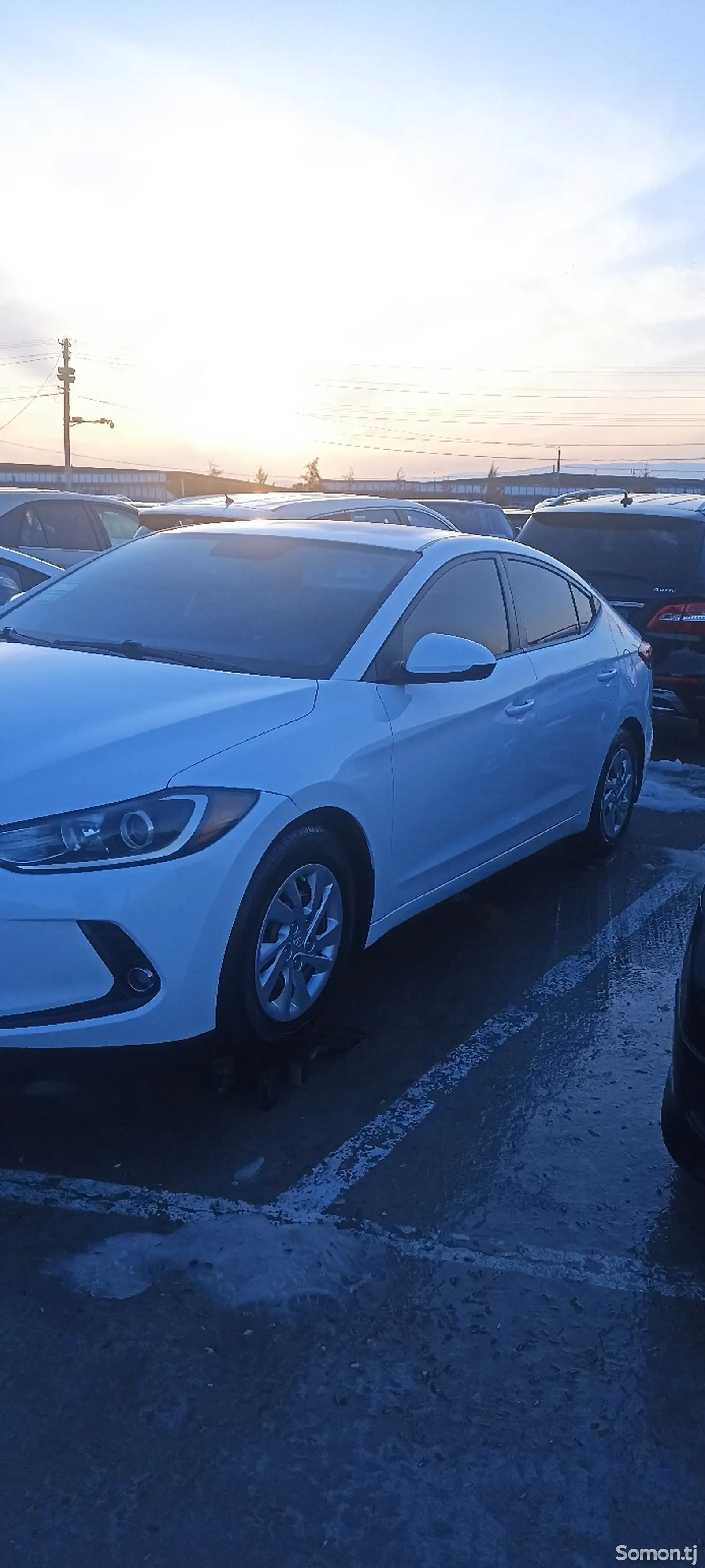 Hyundai Elantra, 2017-1