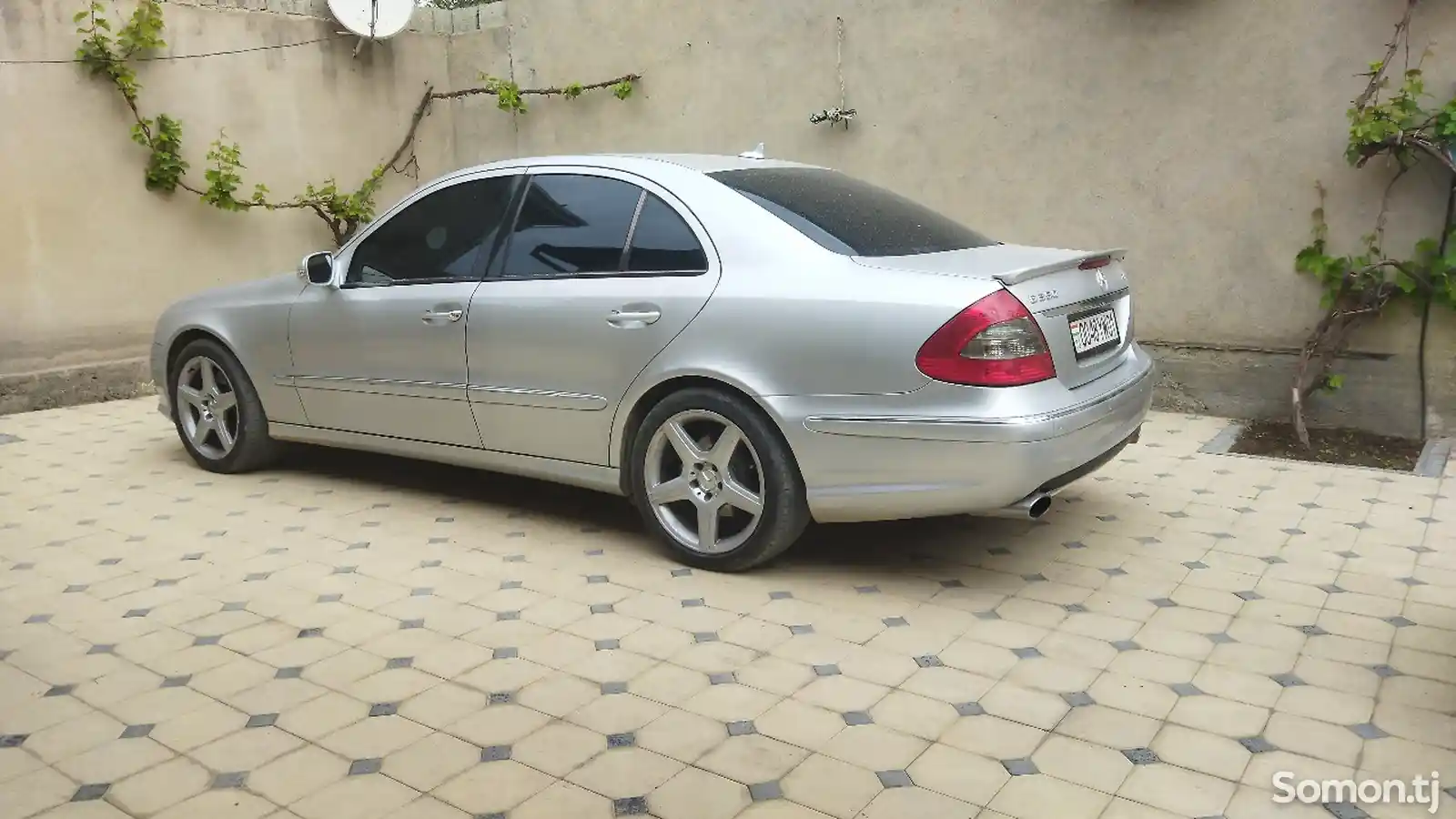 Mercedes-Benz E class, 2008-4