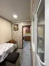 3-комн. квартира, 4 этаж, 49 м², 27 микрорайон-10