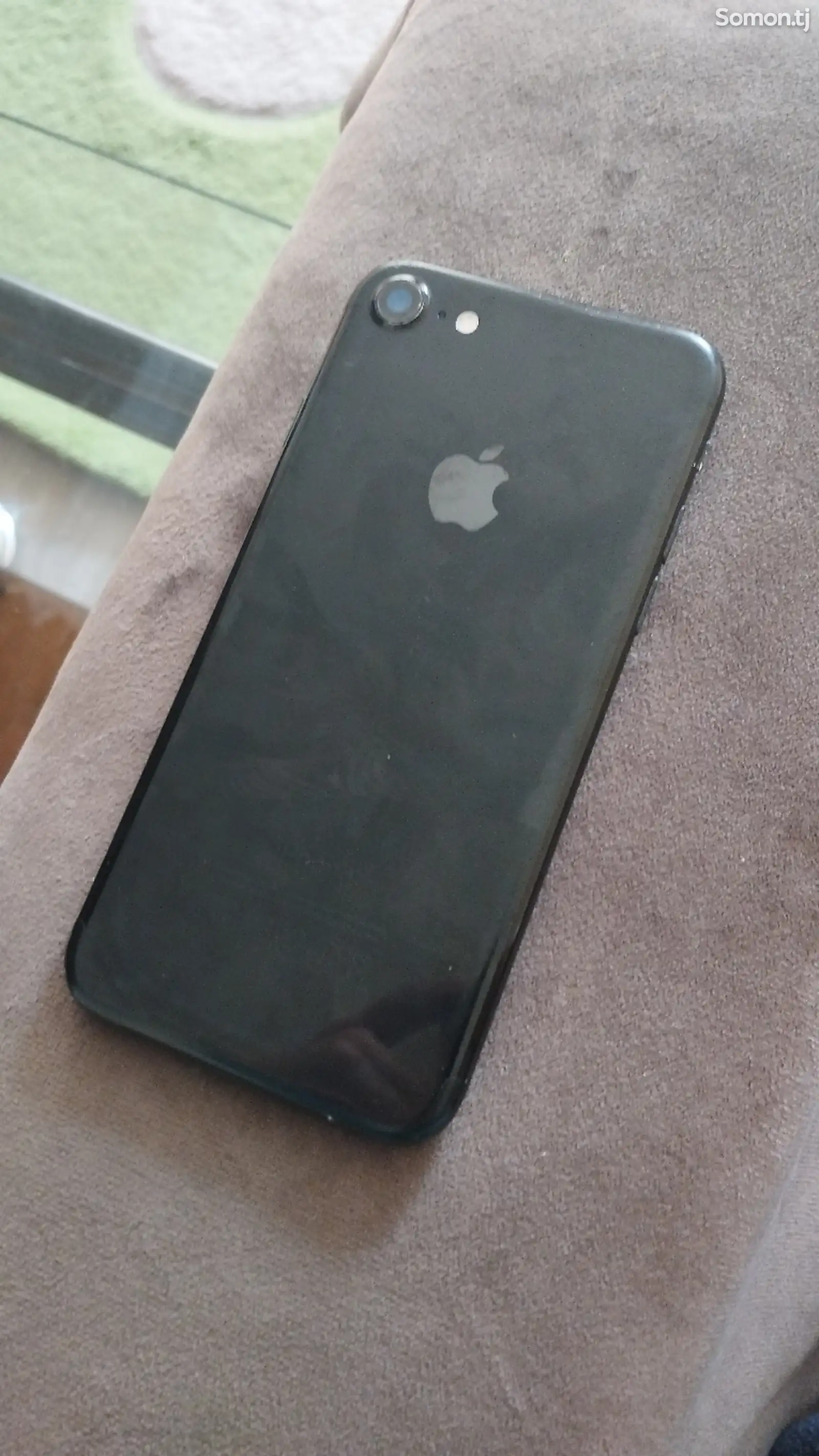 Apple iPhone 7, 32 gb-1