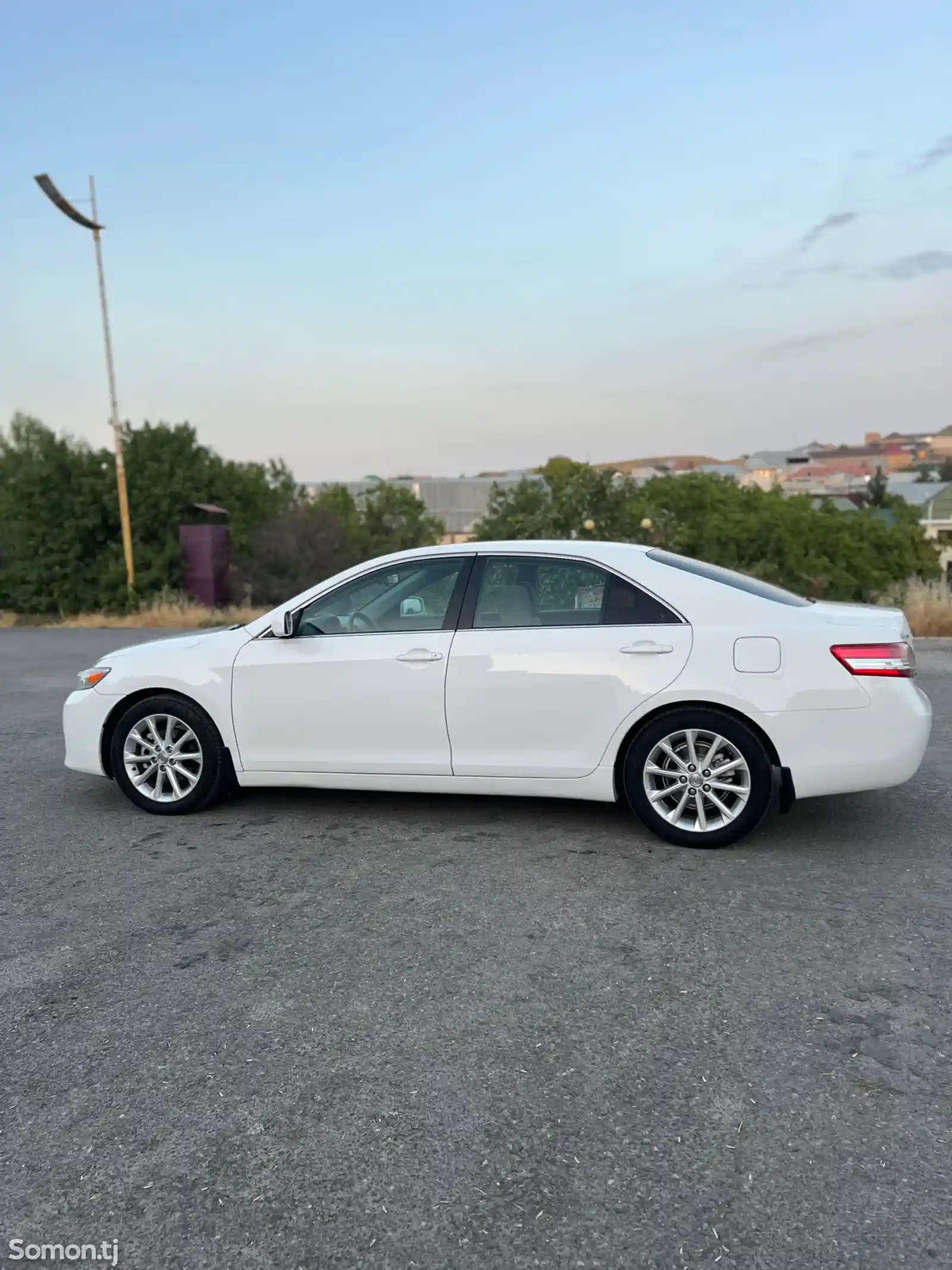 Toyota Camry, 2010-5