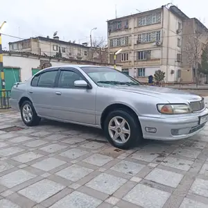 Nissan Maxima, 1997