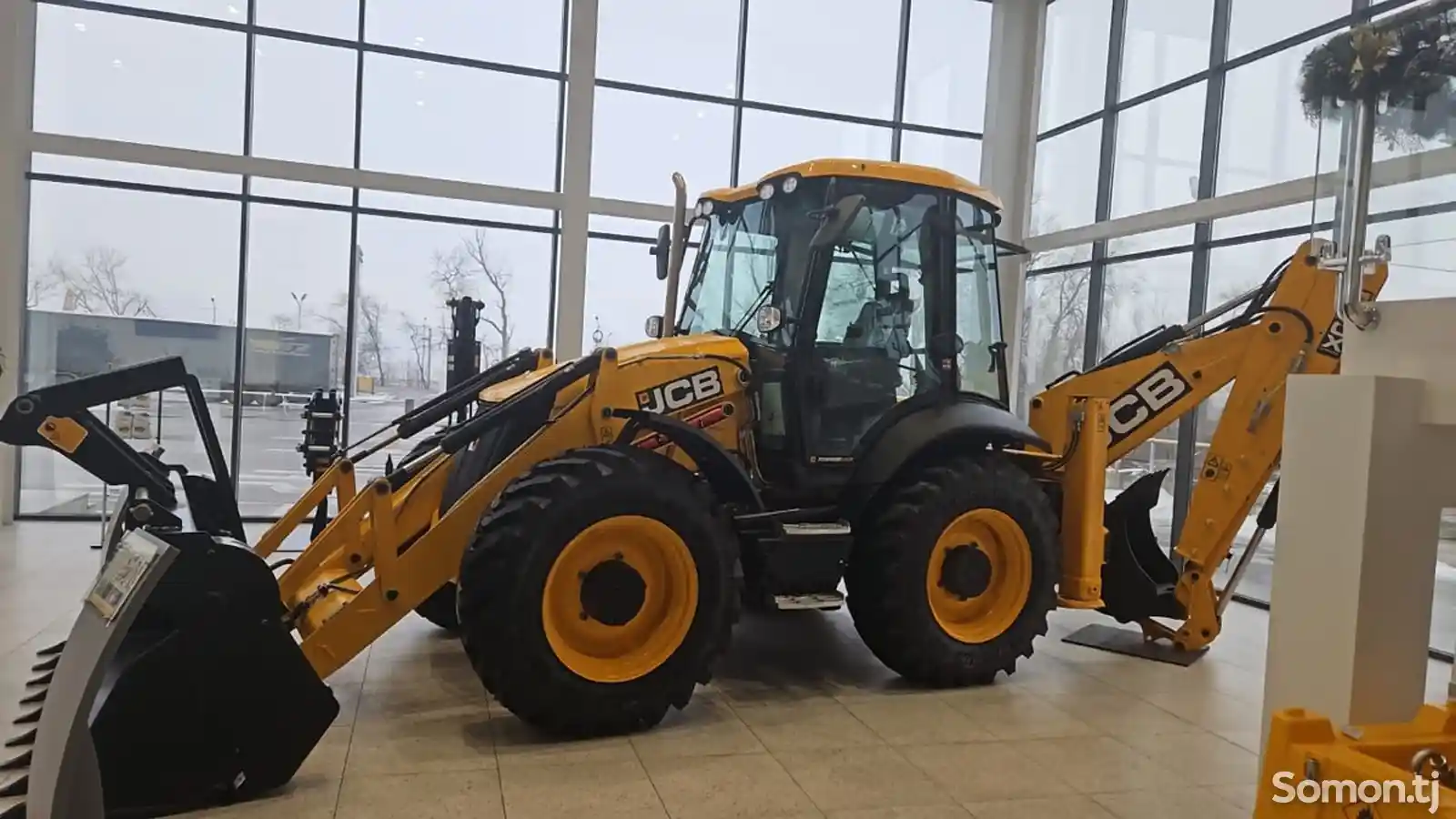 Экскаватор погрузчик JCB4CX-2