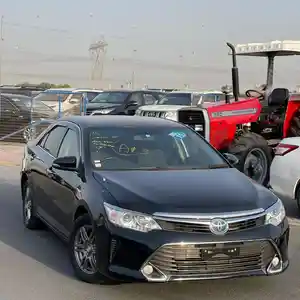 Toyota Camry, 2015