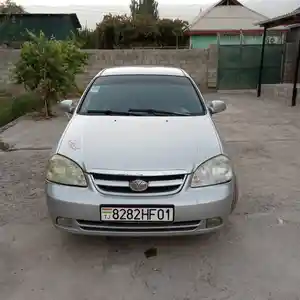 Daewoo Lacetti, 2005