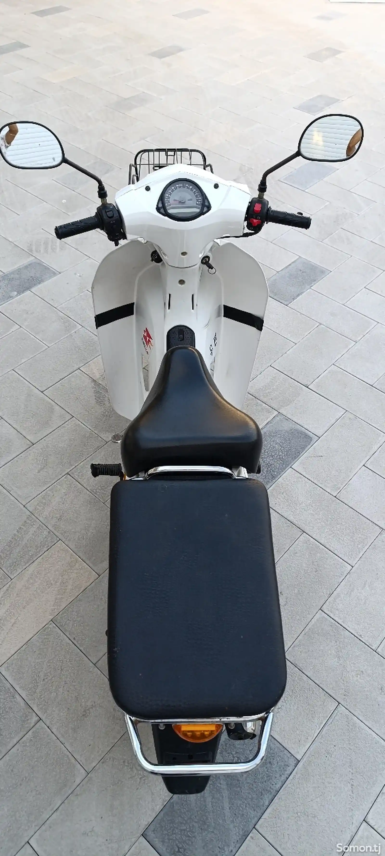 Скутер Daelim KR-4