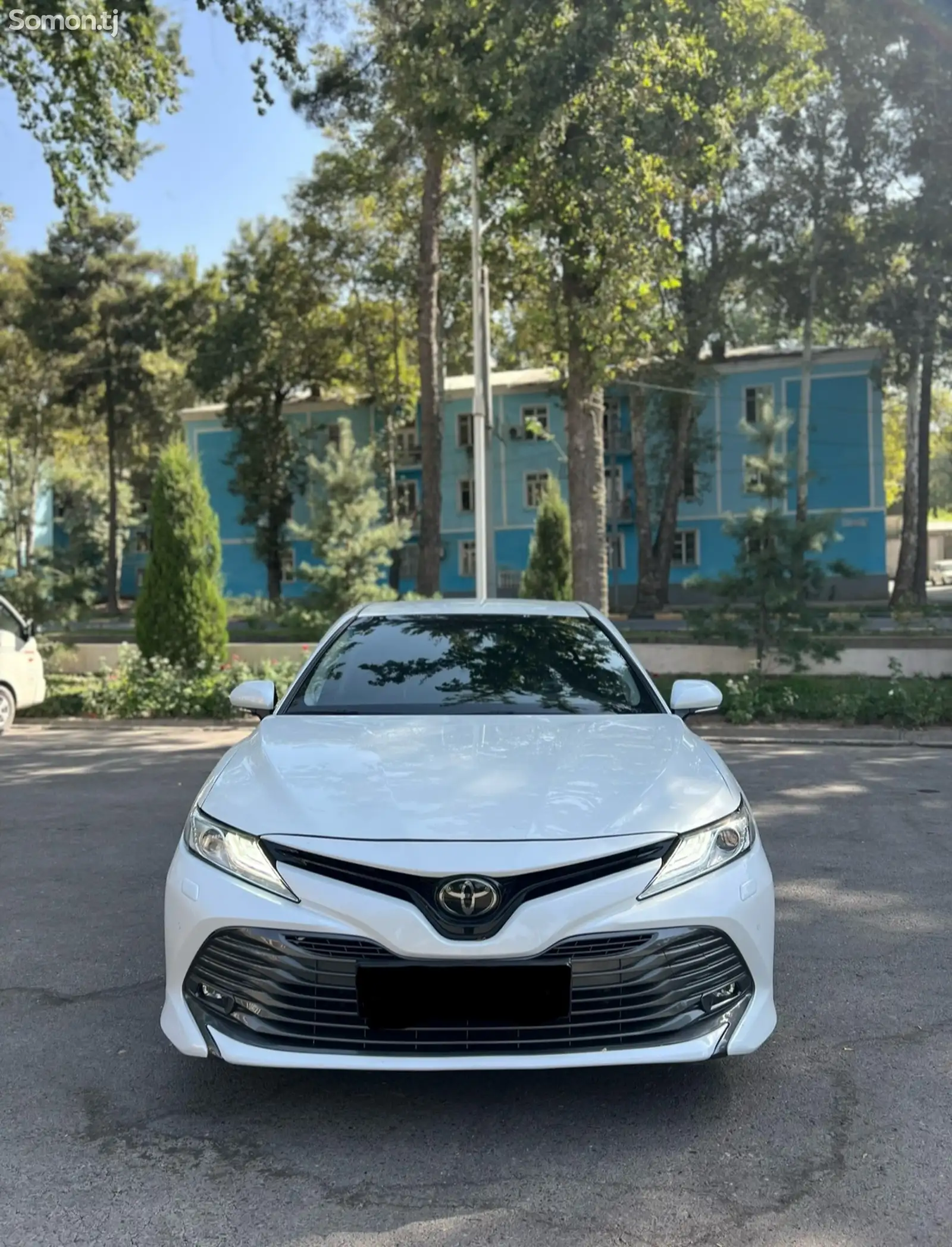 Toyota Camry, 2018-1