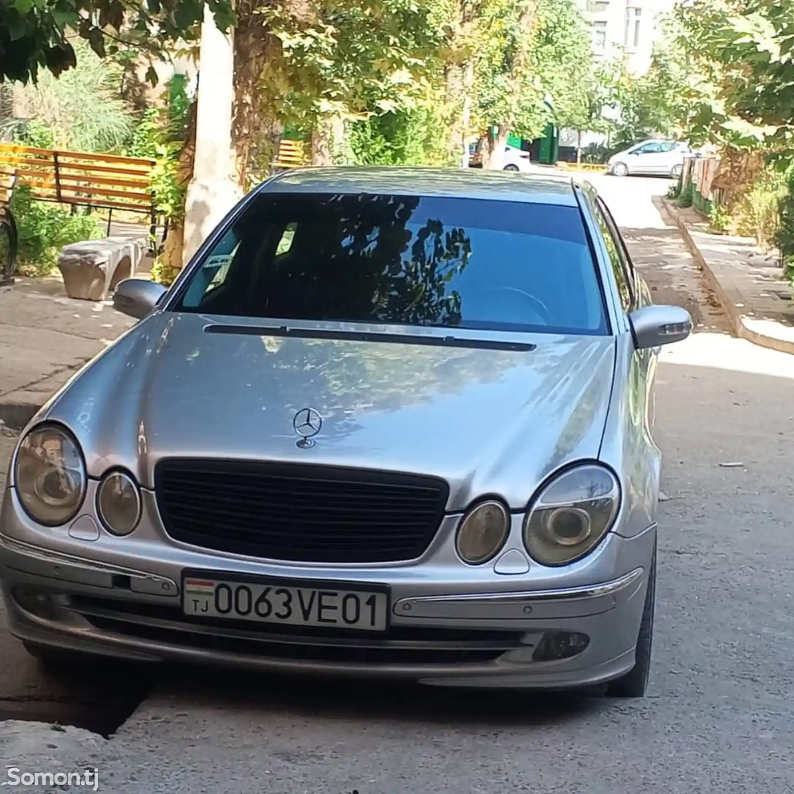 Mercedes-Benz E class, 2004-1