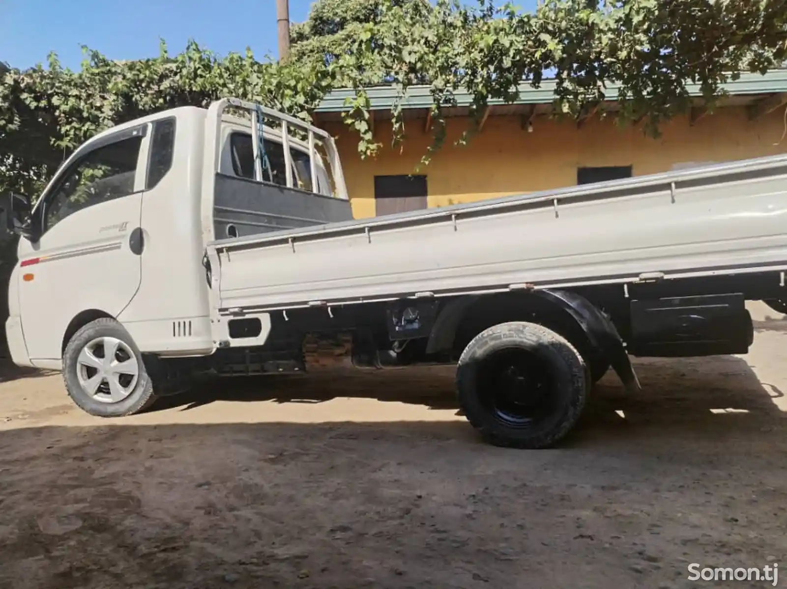 Бортовой автомобиль Hyundai Porter 2, 2014-4