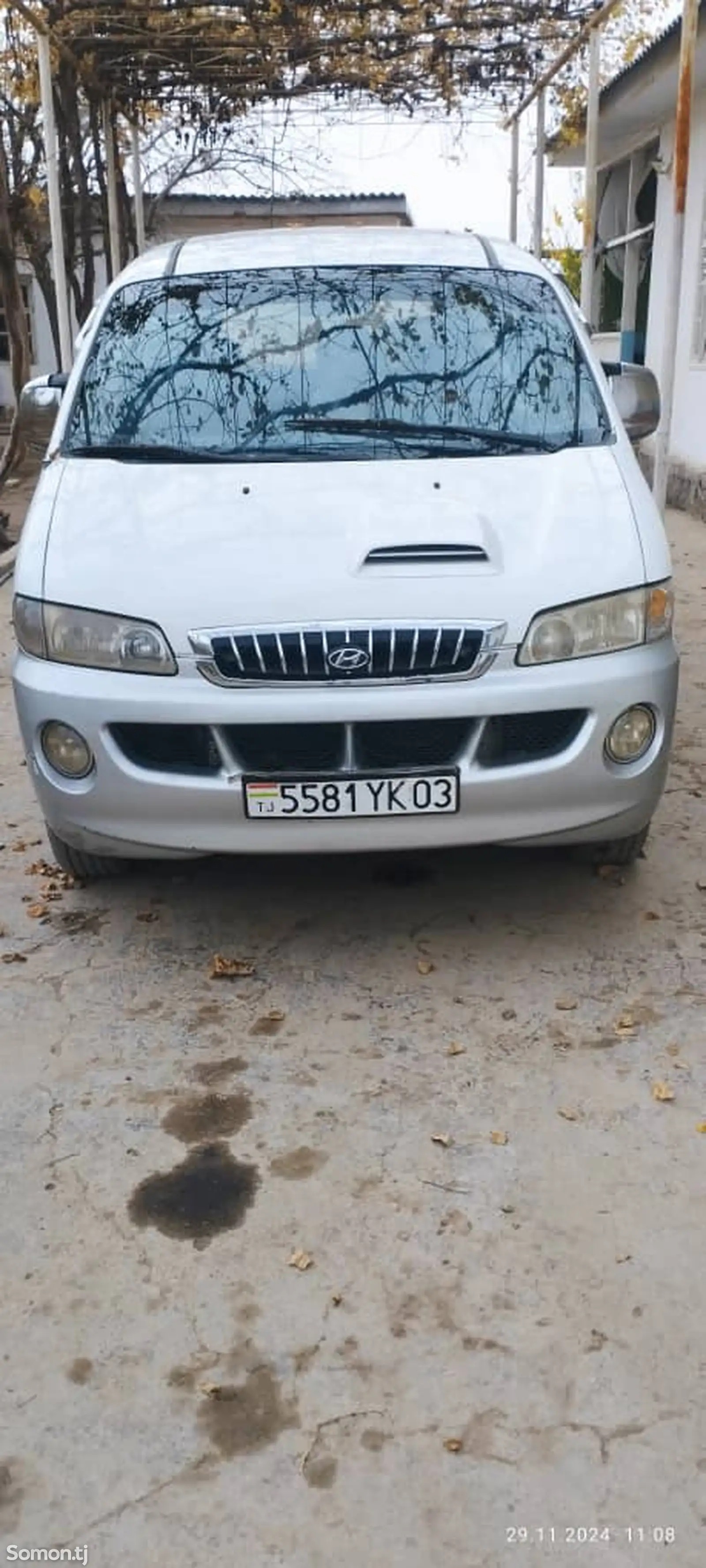 Микроавтобус Hyundai Starex, 2000-1