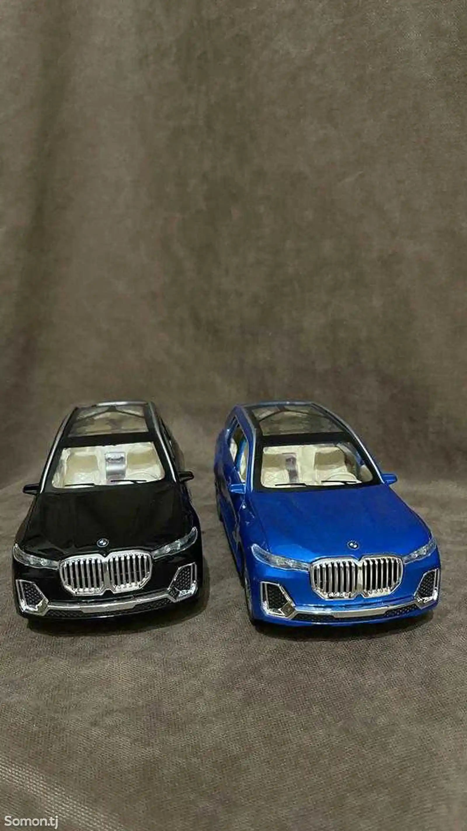 Машина BMW х7-4
