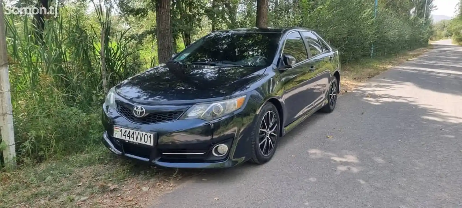 Toyota Camry, 2012-1