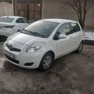 Toyota Vitz, 2010