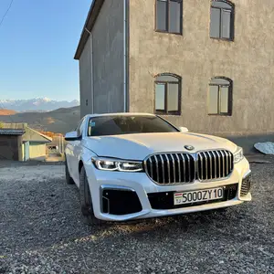 BMW 7 series, 2010