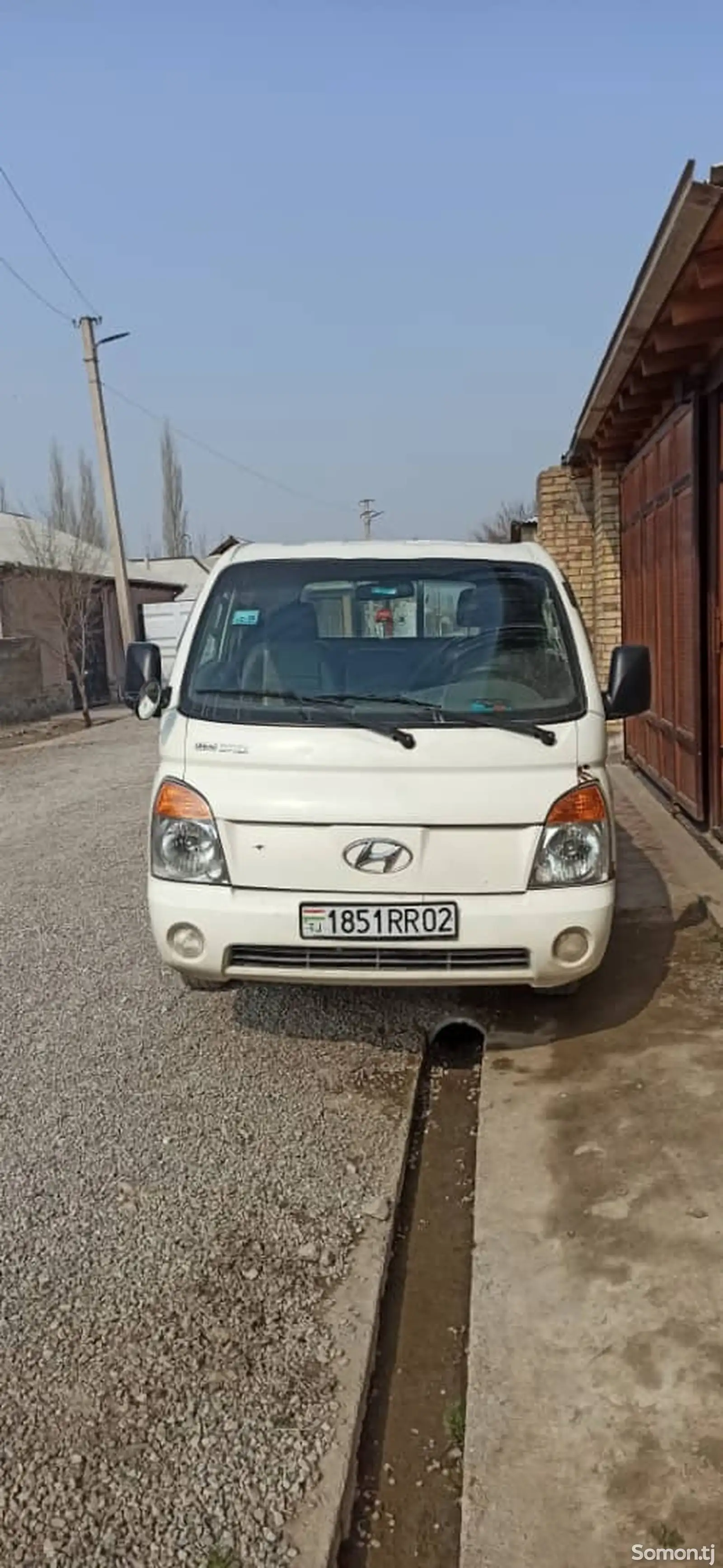 Бортовой автомобиль Hyundai Porter, 2011-1